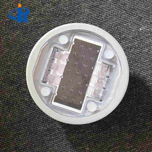 Round Led Road Stud Light In China With Stem